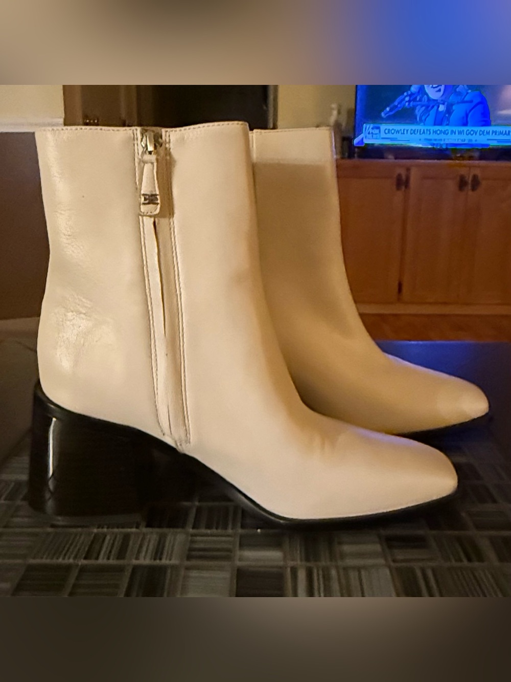 SAM EDELMAN Winnie, Ivory Leather Women's Ankle Boot with Block Heel.